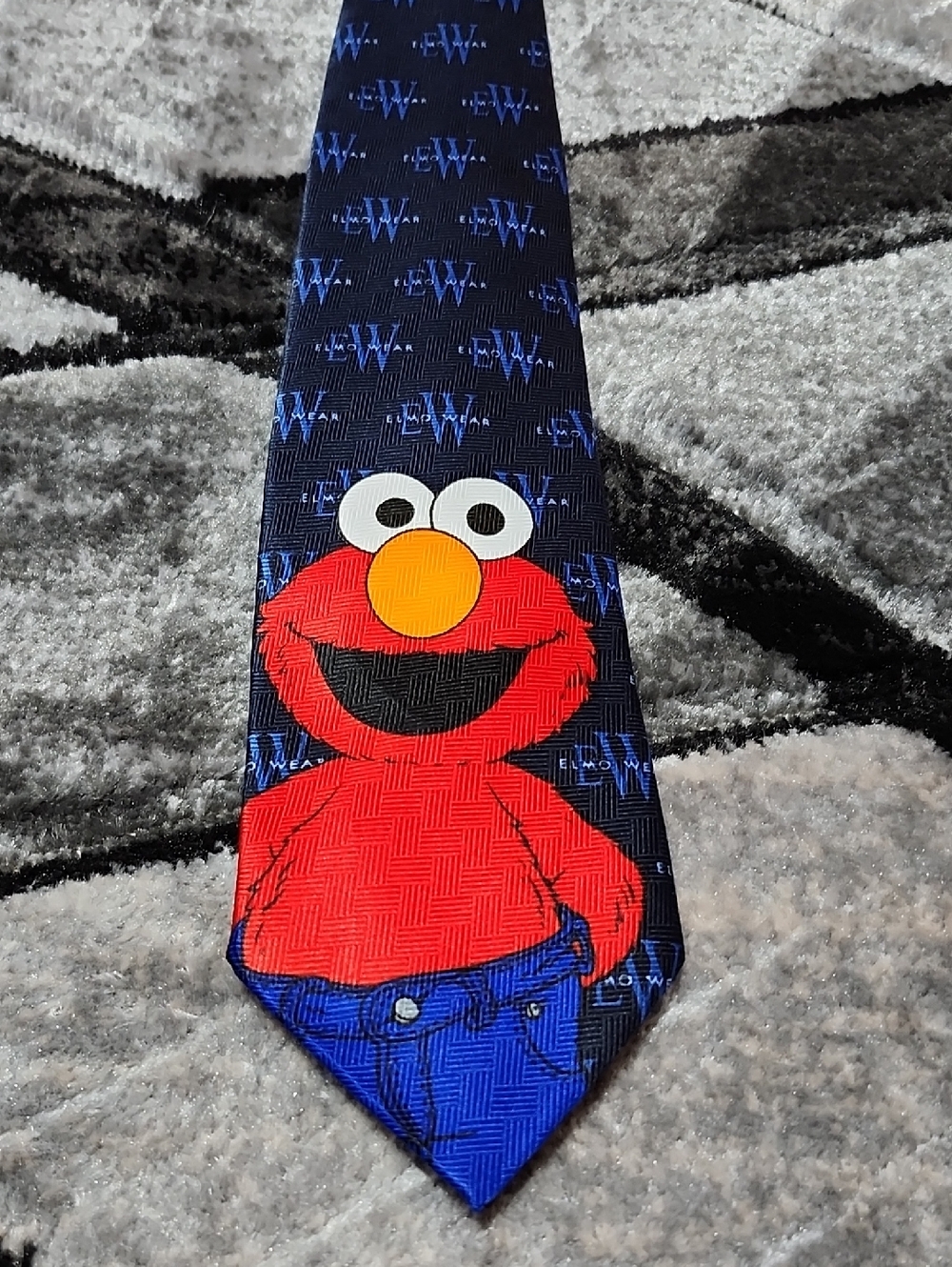 VINTAGE SESAME STREET "ELMO WEAR" GRAPHIC MONOGRAM NOVELTY NECKTIE